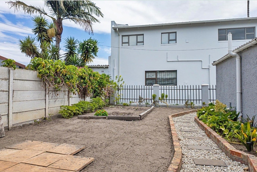 4 Bedroom Property for Sale in Knysna Central Western Cape